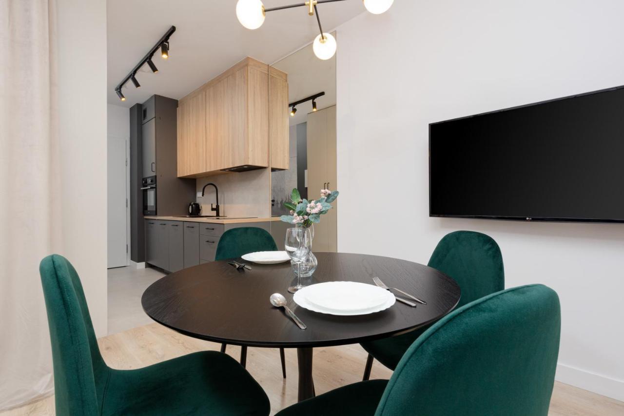 Studio Apartment Praga Targowa By Noclegi Renters Varsavia Esterno foto