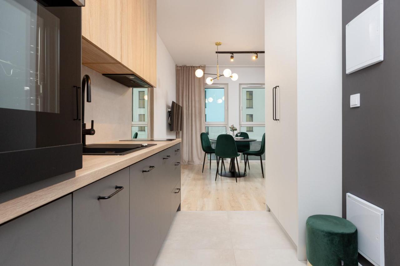 Studio Apartment Praga Targowa By Noclegi Renters Varsavia Esterno foto